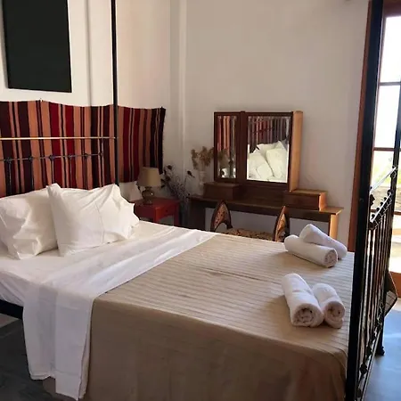 호텔 Gold And Blue Tinos House