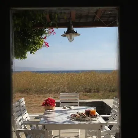Gold And Blue Tinos House 호텔 4*